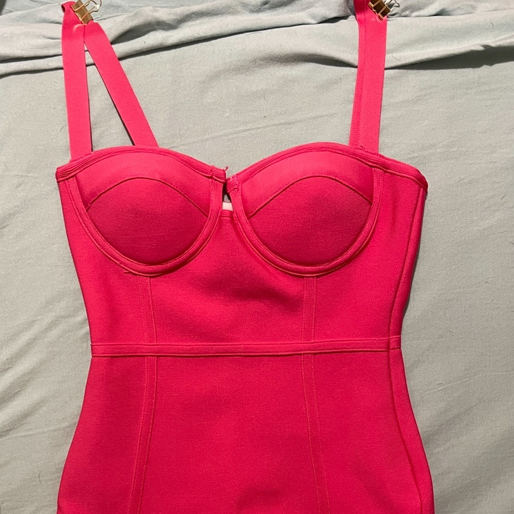 Bella Barnette size s - hot pink bodycon/ bandage mini dress